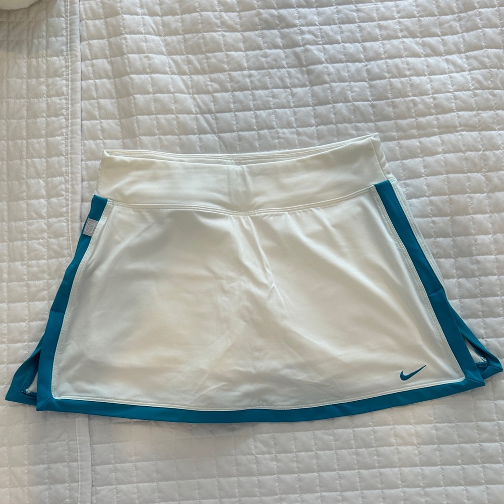 Nike White and Blue Tennis Skirt Small